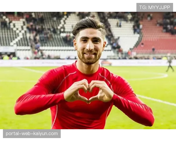 伊朗贾汉巴赫什费耶诺德边路突破 伊朗攻击型中场荷甲表现稳定